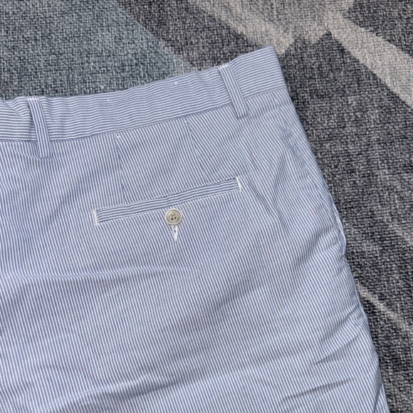 Peter Millar Men’s 38 Blue Seersucker Golf Shorts - Picture 9 of 9